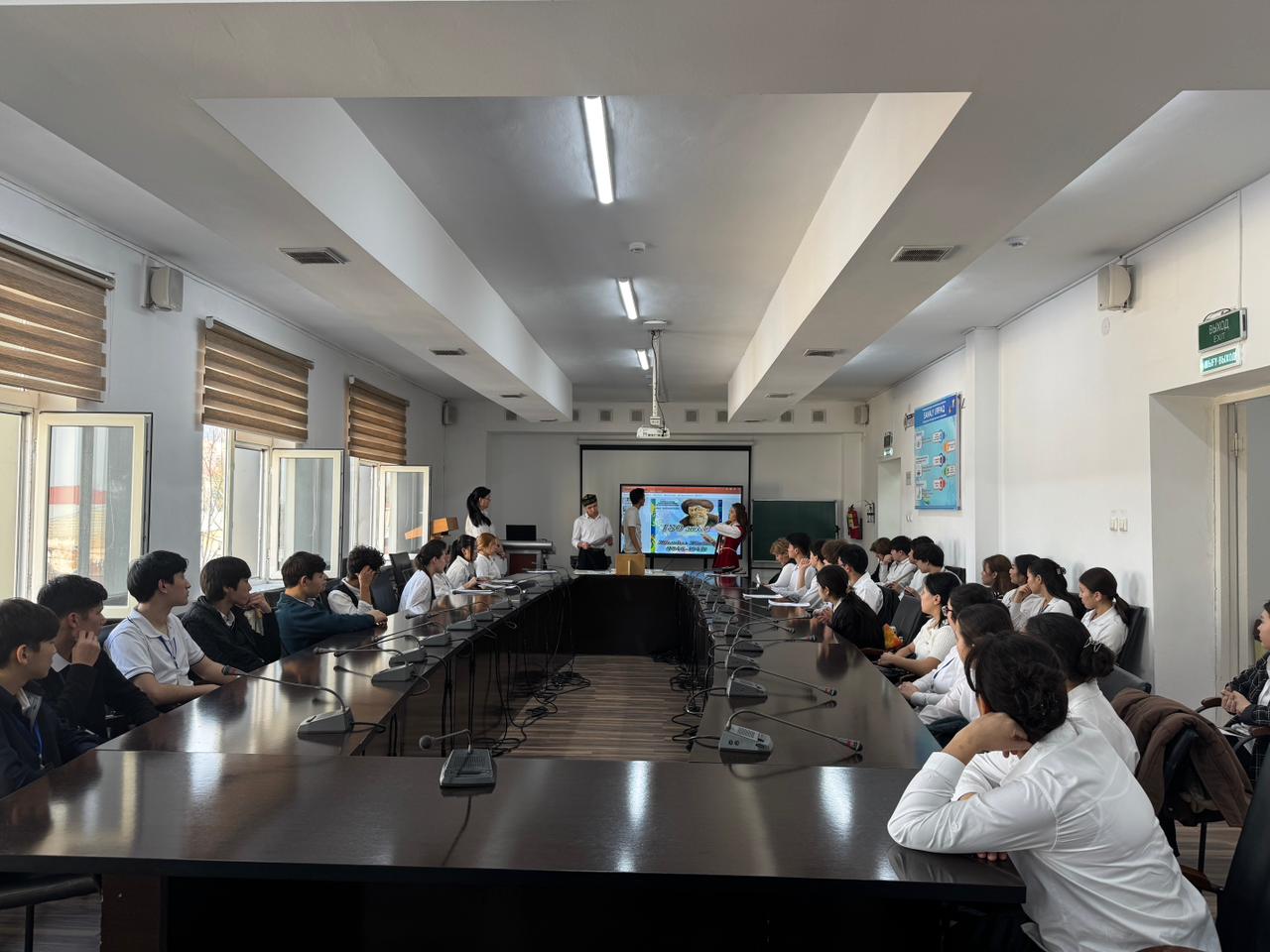 Описание изображения