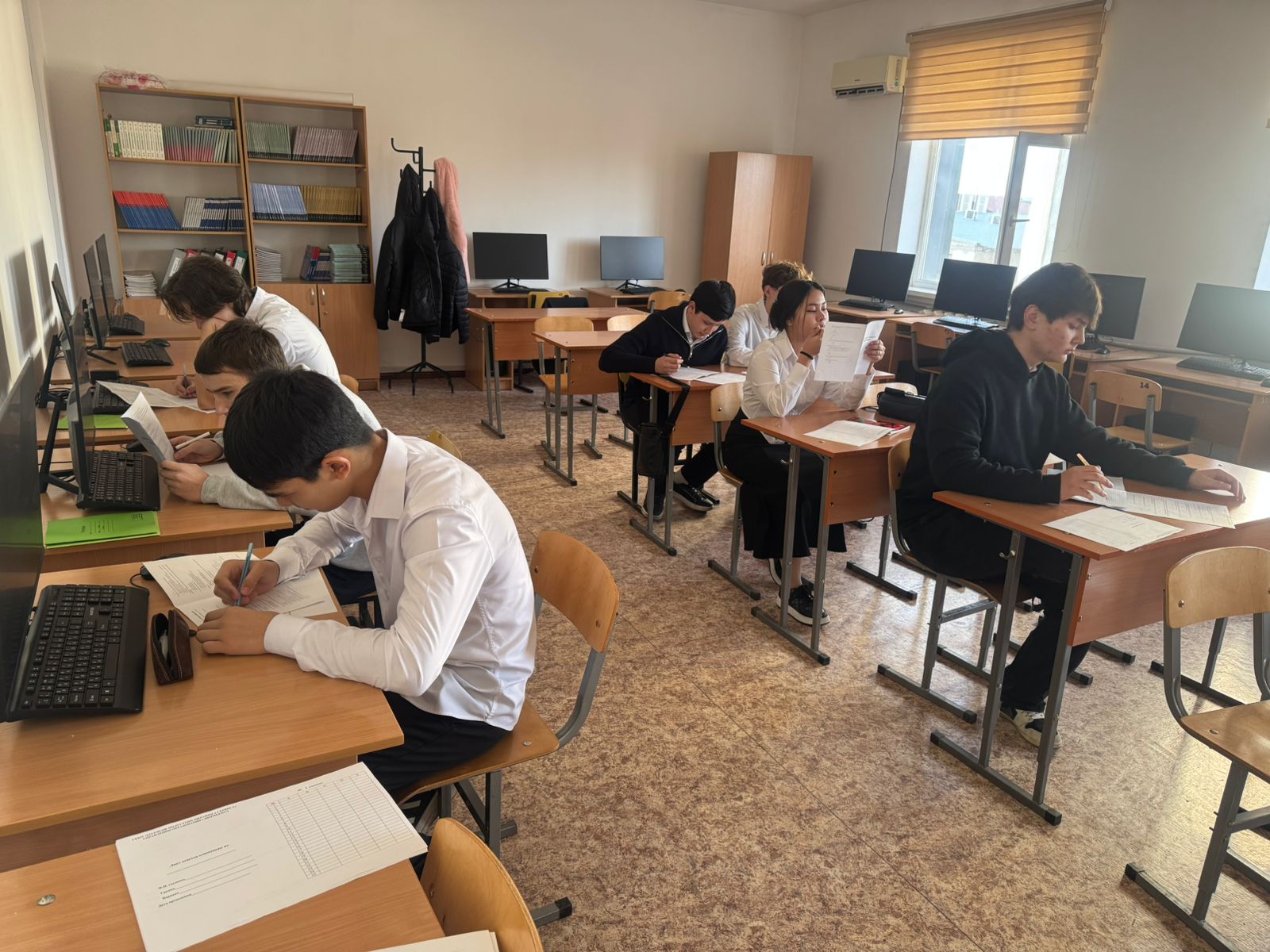 Описание изображения